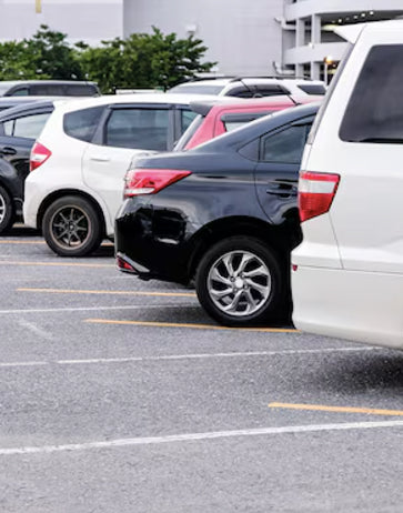 ESTACIONAMIENTO DISPONIBLE